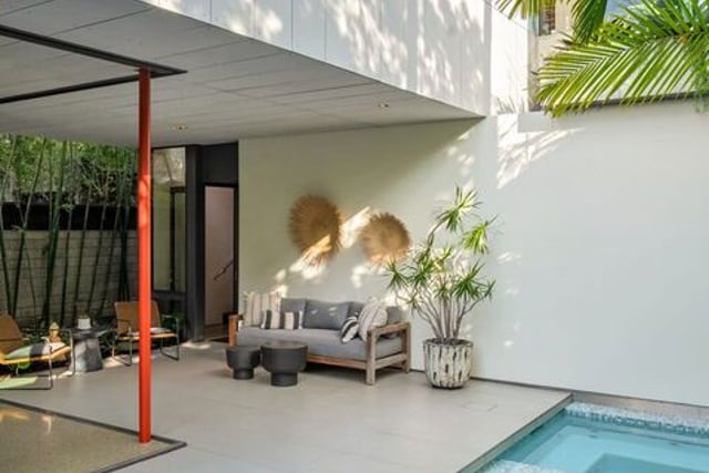 628 Milwood Avenue, Los Angeles, CA 90291 — photo 12 of 36
