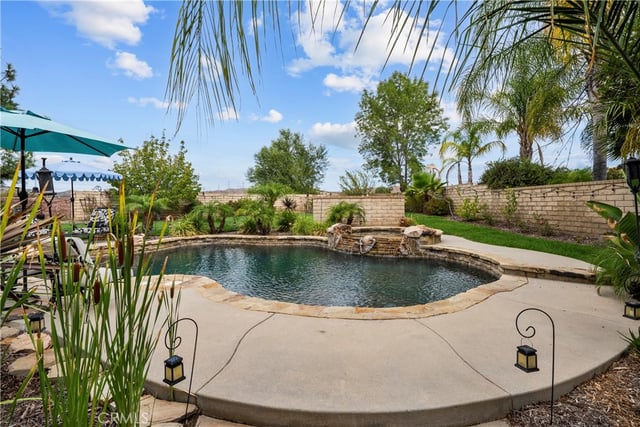 21215 Georgetown Drive, Saugus, CA 91350 — photo 47 of 57