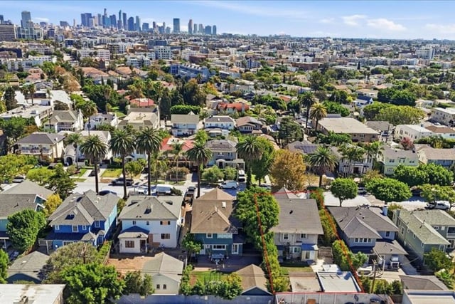 729 S Bronson Avenue, Los Angeles, CA 90005 — photo 18 of 55