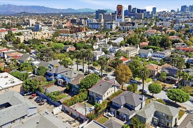729 S Bronson Avenue, Los Angeles, CA 90005 — photo 19 of 55