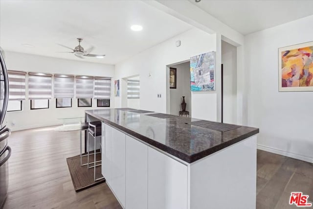 729 S Bronson Avenue, Los Angeles, CA 90005 — photo 38 of 55