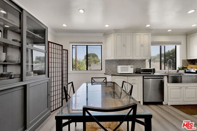 6840 Balboa Boulevard 507, Los Angeles, CA 91406 — photo 9 of 26