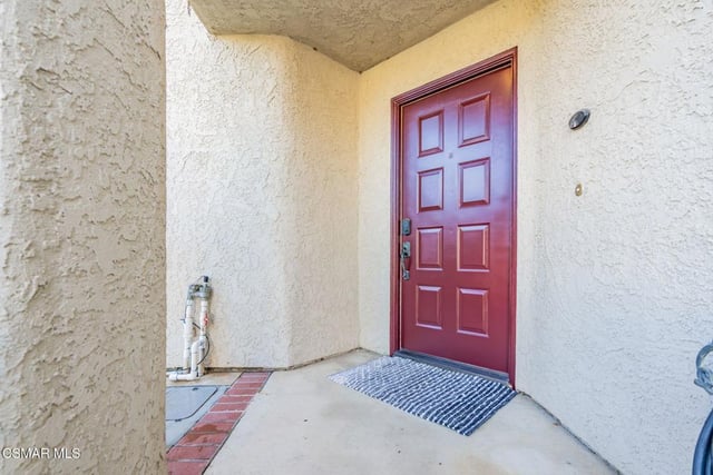 6879 Pecan Avenue, Moorpark, CA 93021 — photo 6 of 88