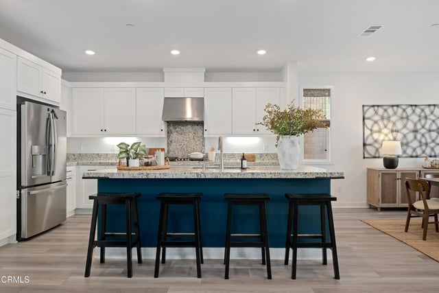549 Kumquat Court, Santa Paula, CA 93060 — photo 11 of 55