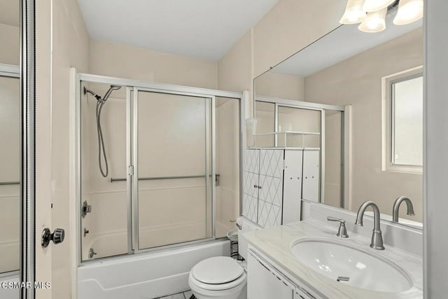 5307 Wilkinson Avenue 19b, Valley Village, CA 91607 — photo 25 of 32