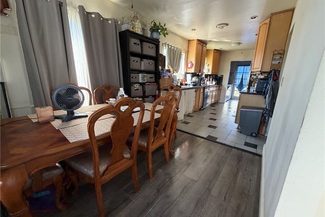 7431 Topeka Drive, Reseda, CA 91335 — photo 5 of 13