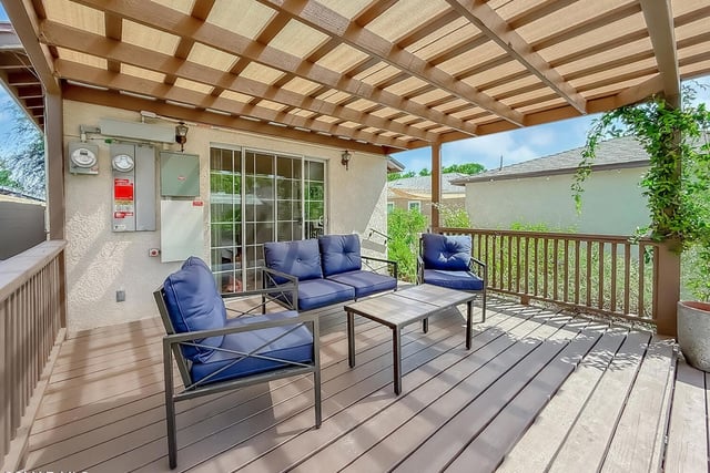 2035 N Evergreen Street, Burbank, CA 91505 — photo 33 of 41
