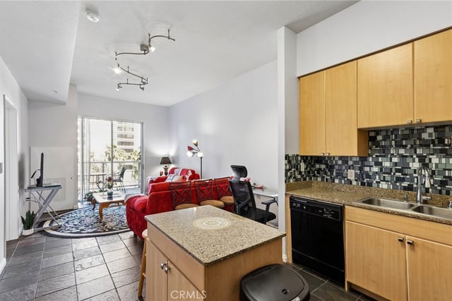 388 E Ocean Boulevard 709, Long Beach, CA 90802 — photo 13 of 31