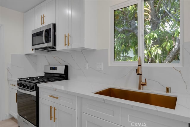 19649 Friar Street, Tarzana, CA 91335 — photo 24 of 63