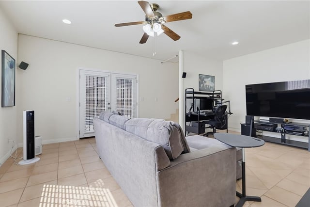 2542 E Madison Street, Carson, CA 90810 — photo 15 of 38