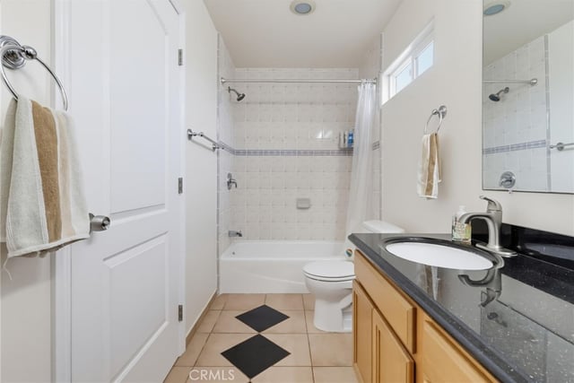 2542 E Madison Street, Carson, CA 90810 — photo 21 of 38