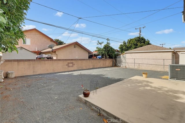 2542 E Madison Street, Carson, CA 90810 — photo 31 of 38