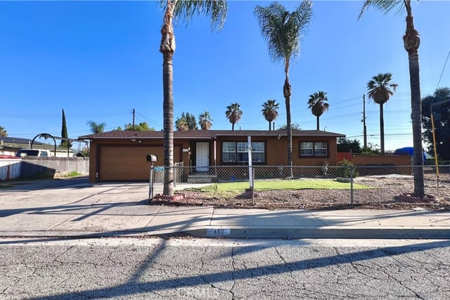 460 W Arrow, Pomona, CA 91767 — photo 2 of 17