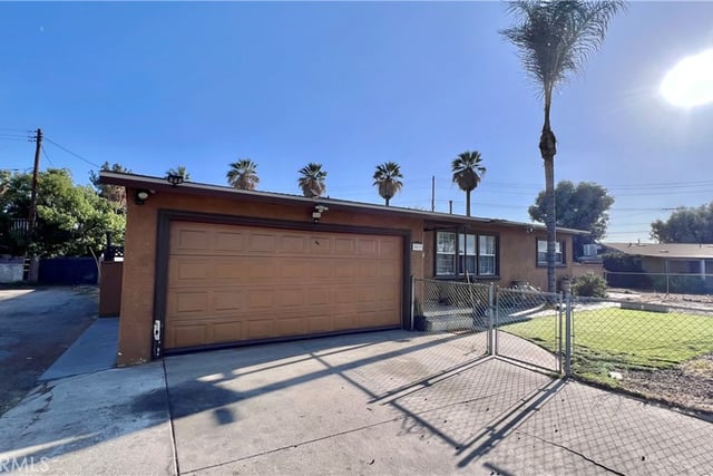 460 W Arrow, Pomona, CA 91767 — photo 5 of 17