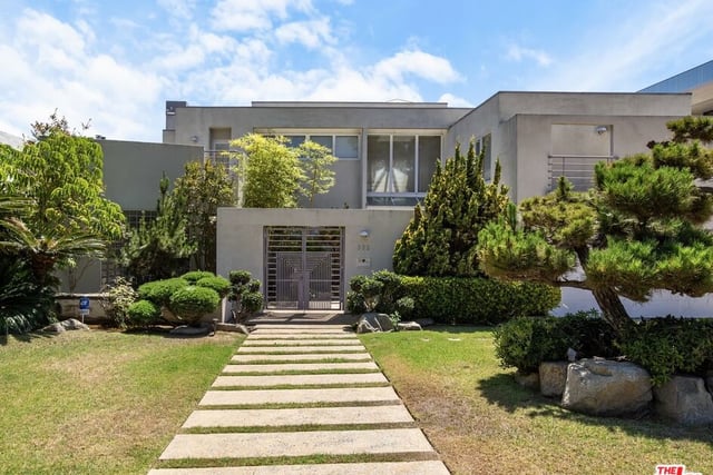 962 Franklin Street, Santa Monica, CA 90403 — photo 2 of 11