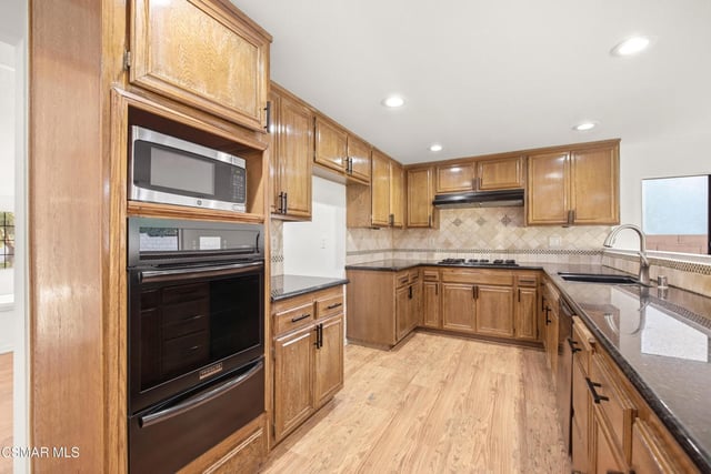12675 Hillside Drive, Moorpark, CA 93021 — photo 10 of 40