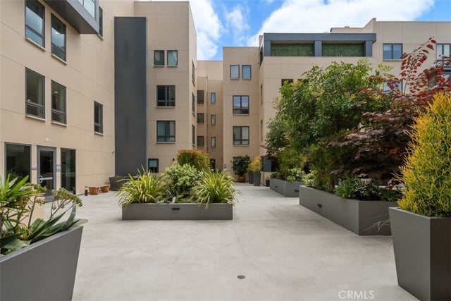 39 S Los Robles Avenue 6017, Pasadena, CA 91101 — photo 18 of 26