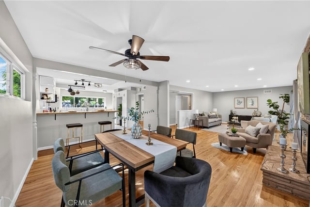 22817 Burbank Boulevard, Woodland Hills, CA 91367 — photo 14 of 40