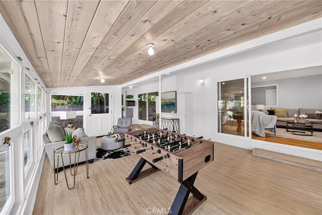 22817 Burbank Boulevard, Woodland Hills, CA 91367 — photo 21 of 40