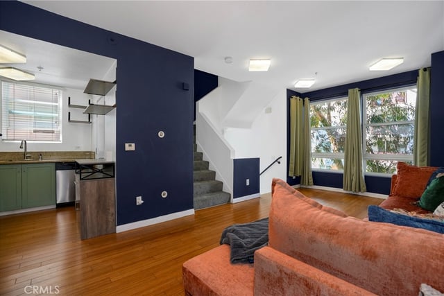 302 E 19th 3, Long Beach, CA 90806 — photo 4 of 19