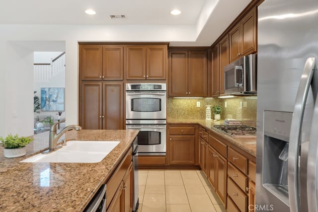 20619 Lugano, Porter Ranch, CA 91326 — photo 14 of 59