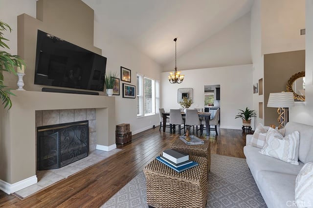 13620 Chesterfield, Moorpark, CA 93021 — photo 5 of 33