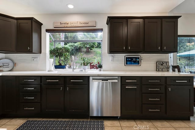 13620 Chesterfield, Moorpark, CA 93021 — photo 9 of 33