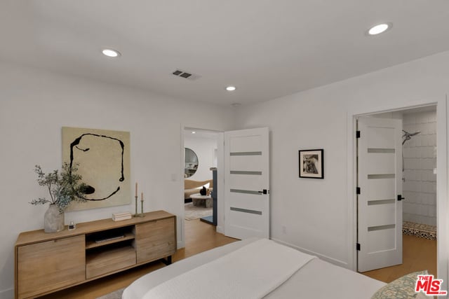 1556 La Baig Ave, Los Angeles, CA 90028 — photo 13 of 36