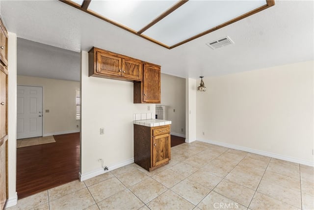 38470 Division, Palmdale, CA 93550 — photo 18 of 39