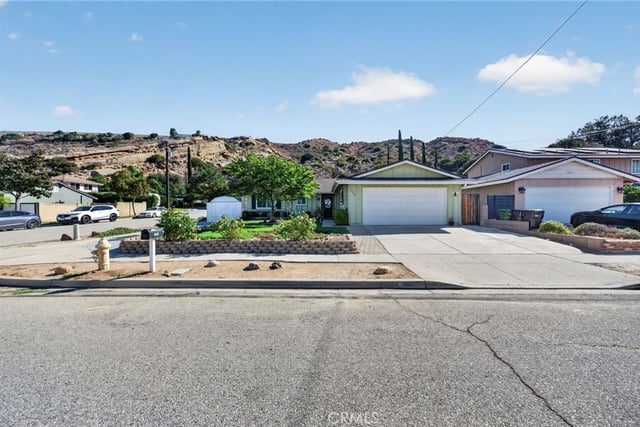 1954 Ardenwood, Simi Valley, CA 93063 — photo 3 of 63