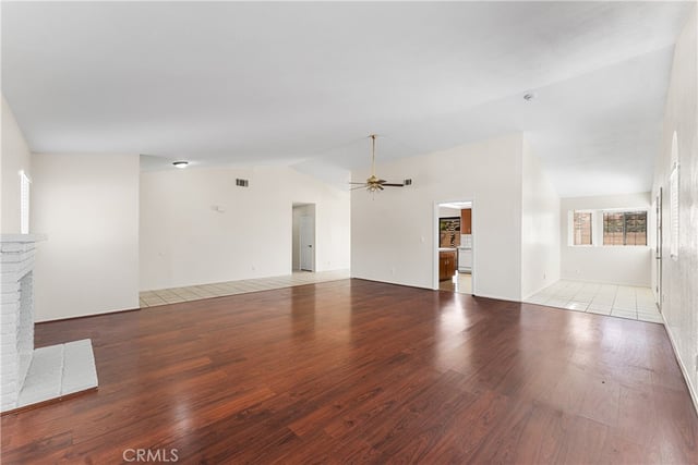 2427 Oakcrest, Palmdale, CA 93550 — photo 10 of 41