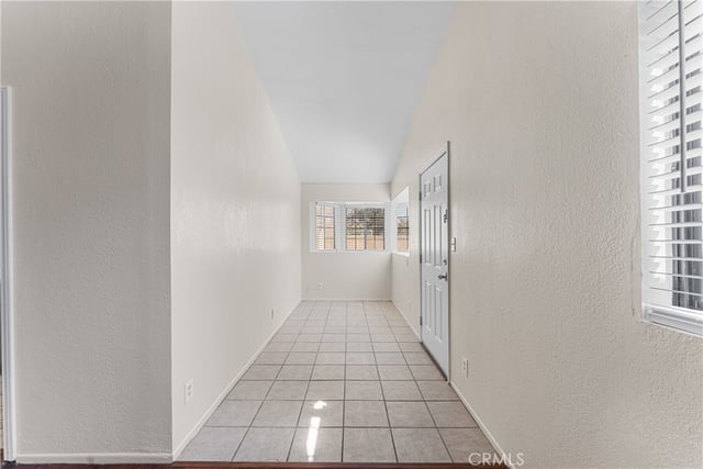 2427 Oakcrest, Palmdale, CA 93550 — photo 11 of 41