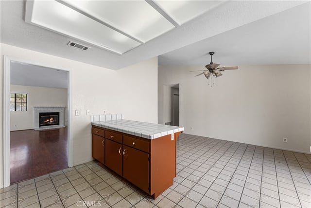 2427 Oakcrest, Palmdale, CA 93550 — photo 20 of 41