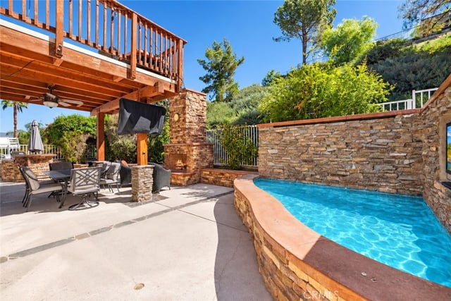 29342 Hidden Oak, Canyon Country, CA 91387 — photo 6 of 68