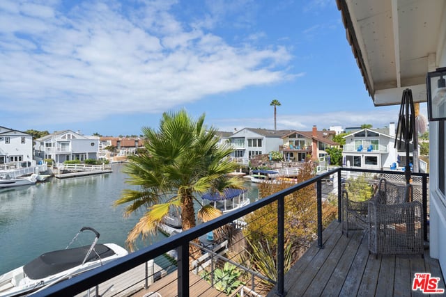 2025 Victoria Avenue, Oxnard, CA 93035 — photo 34 of 41
