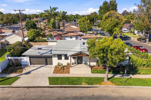 2001 Carfax, Long Beach, CA 90815 — photo 42 of 45
