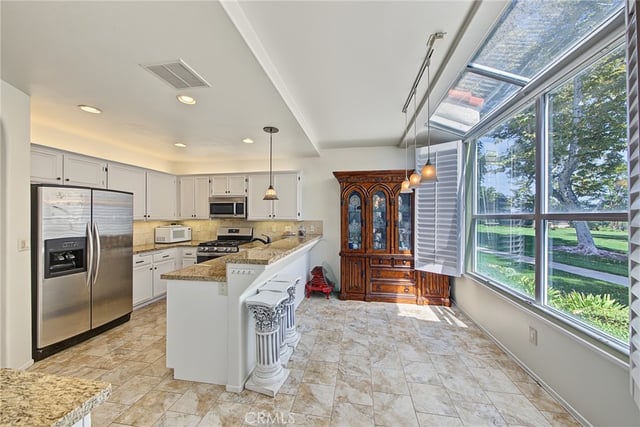 25951 Stafford Canyon Road B, Stevenson Ranch, CA 91381 — photo 6 of 36