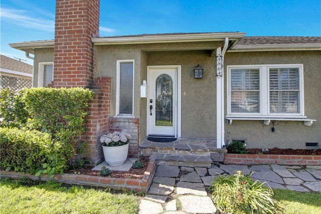 4864 W 139th, Hawthorne, CA 90250 — photo 2 of 28