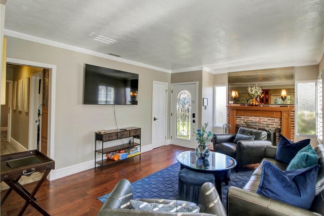 4864 W 139th, Hawthorne, CA 90250 — photo 4 of 28