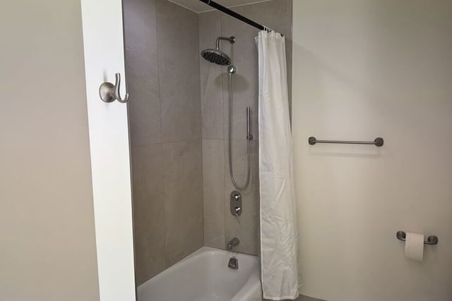 1111 S Grand Avenue 1005, Los Angeles, CA 90015 — photo 15 of 24