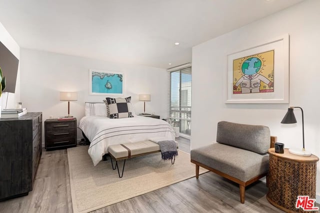 8530 Holloway Drive 422, West Hollywood, CA 90069 — photo 23 of 32