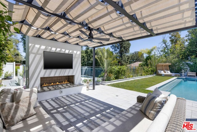 17145 Addison Street, Encino, CA 91316 — photo 18 of 56
