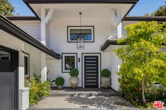 17145 Addison Street, Encino, CA 91316 — photo 5 of 56