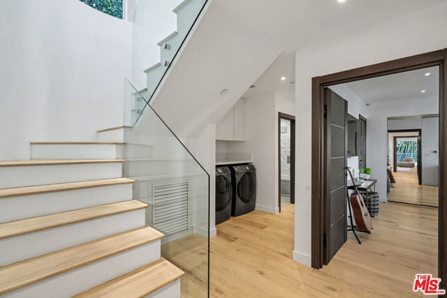 7944 Fareholm Drive, Los Angeles, CA 90046 — photo 11 of 19