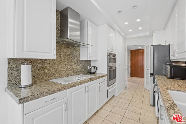 200 N Swall Drive 462, Beverly Hills, CA 90211 — photo 13 of 36