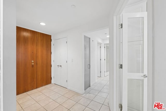 200 N Swall Drive 462, Beverly Hills, CA 90211 — photo 5 of 36