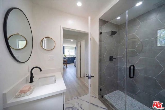 5409 Fallbrook Avenue, Los Angeles, CA 91367 — photo 31 of 37