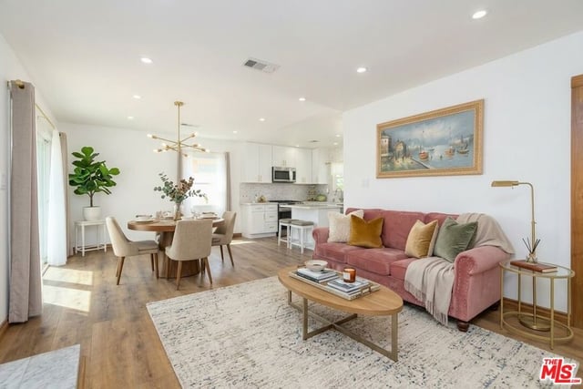 5409 Fallbrook Avenue, Los Angeles, CA 91367 — photo 5 of 37