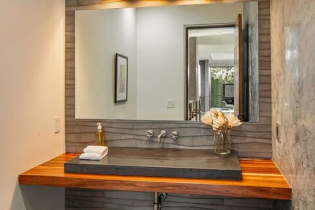 1116 Chantilly Road, Los Angeles, CA 90077 — photo 12 of 46
