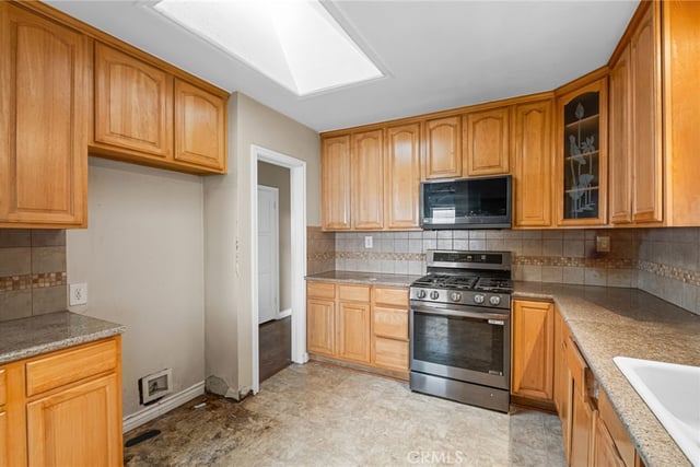 18421 Wilton, Torrance, CA 90504 — photo 9 of 27